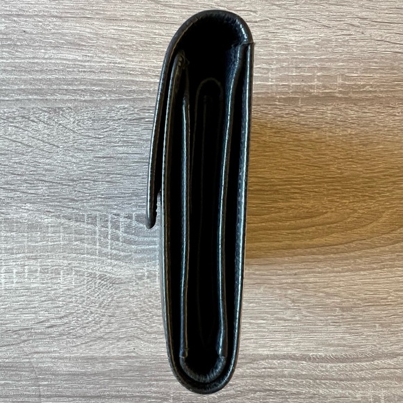 Louis Vuitton Black Epi Wallet - Picture 6 of 11